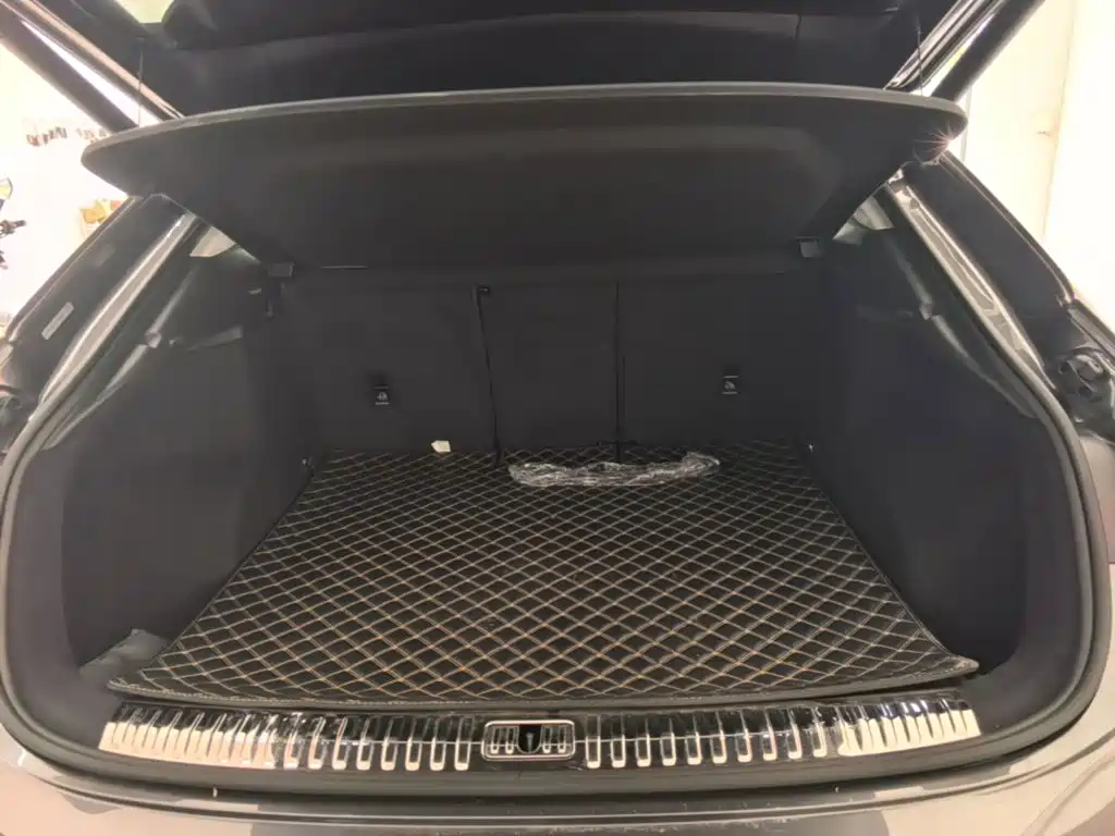 Audi Q3 Sportback 2021 — фото 19