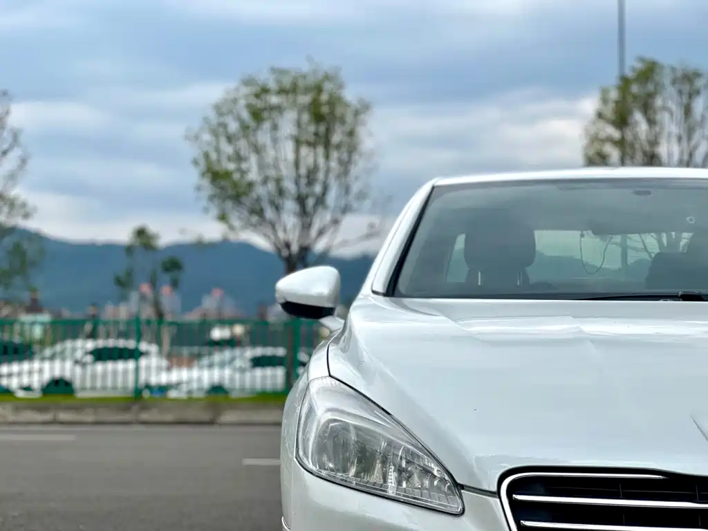 Peugeot 508 2014 — фото 14