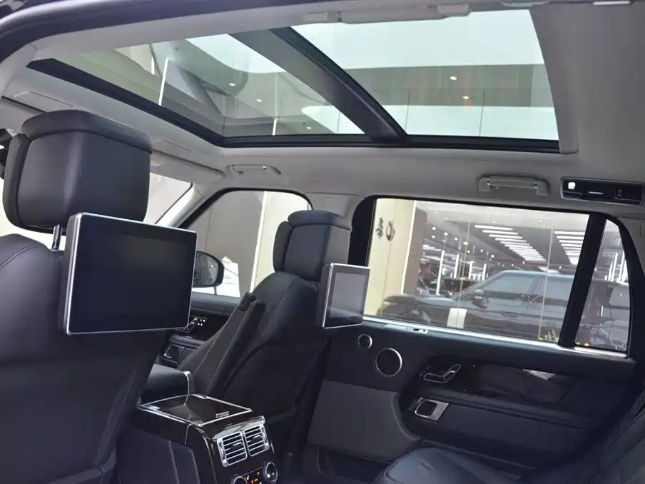 Land Rover Range Rover 2022 — фото 15