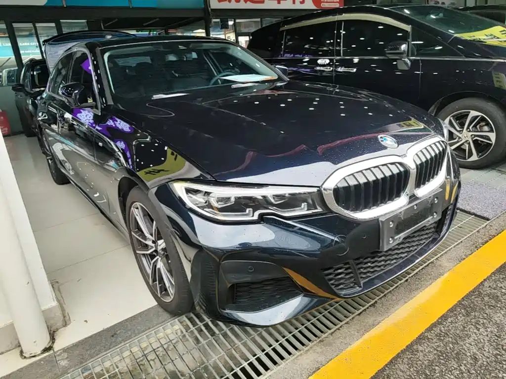 BMW 3 Series 2021