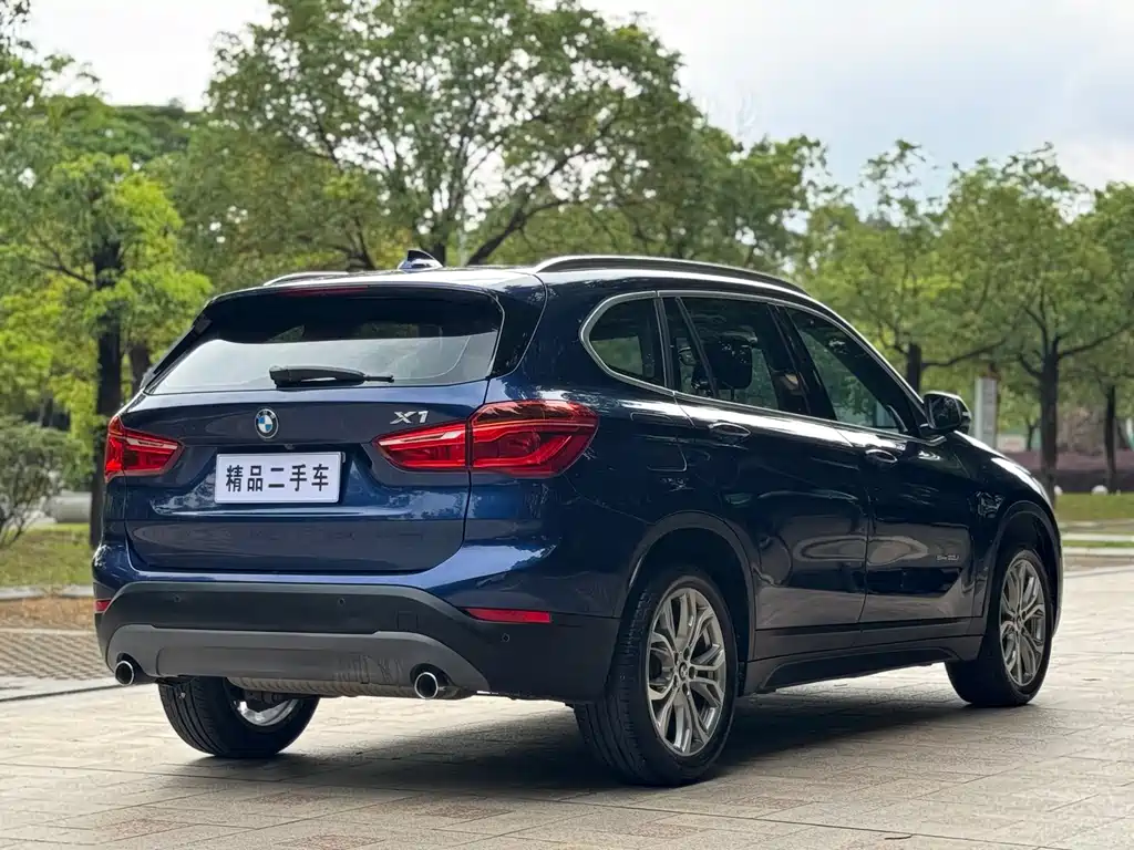 BMW X1 2018 — фото 8