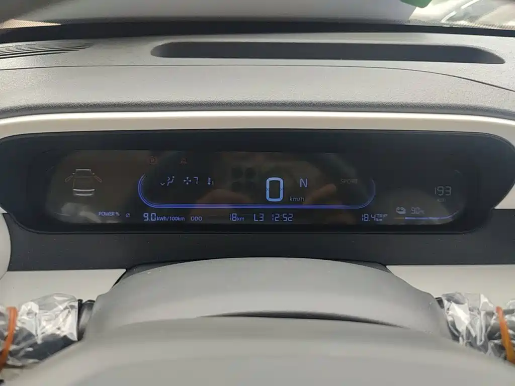Geely Galaxy Panda 2026 — фото 12