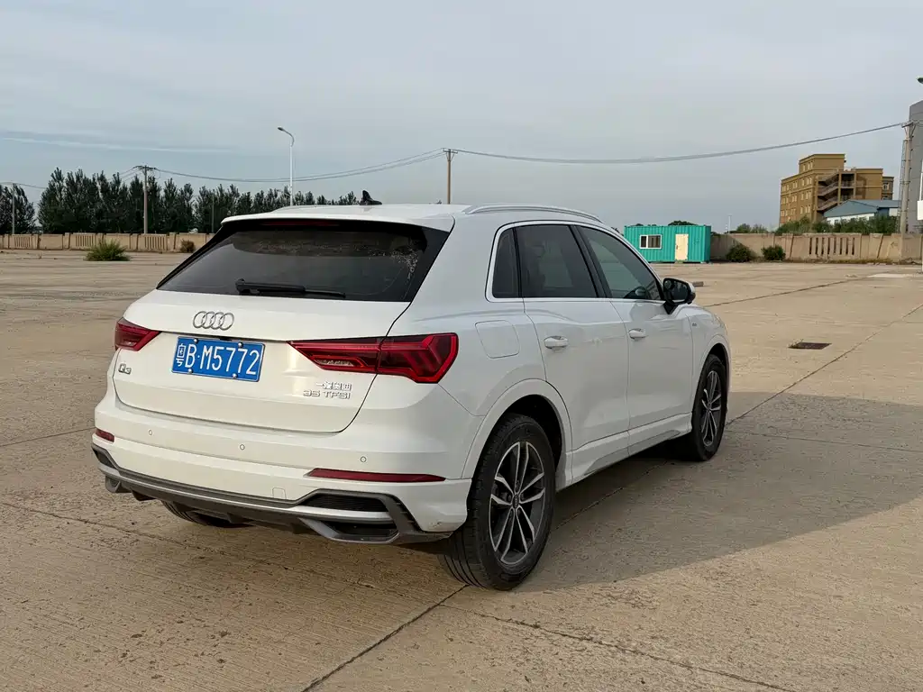 Audi Q3 2022