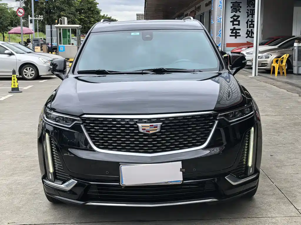 Cadillac XT6 2022 — фото 2