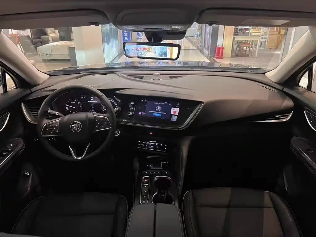 Buick Envision Plus 2023