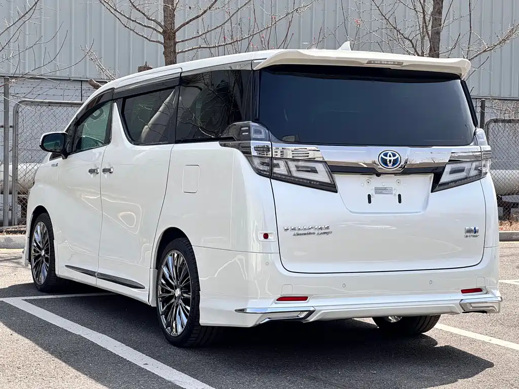 Toyota Vellfire 2021 — фото 4