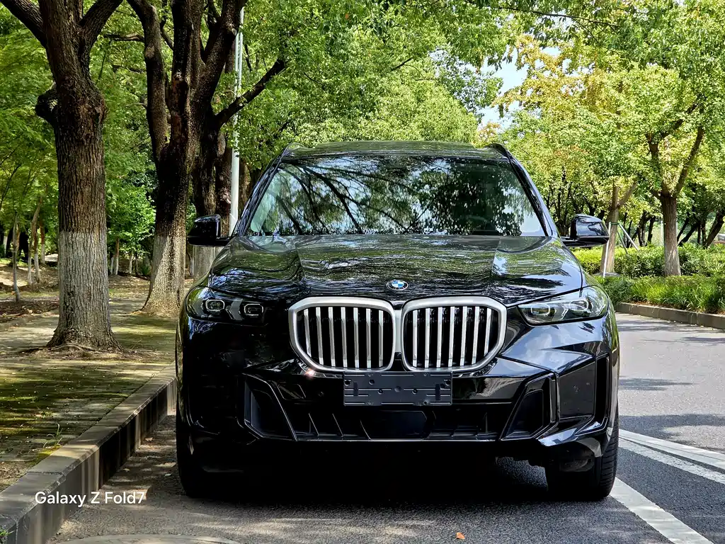 BMW X5 2025 — фото 2