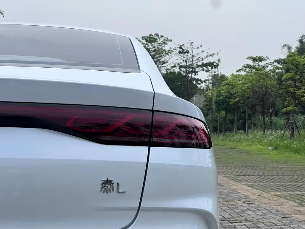 BYD Qin L 2025 — фото 15