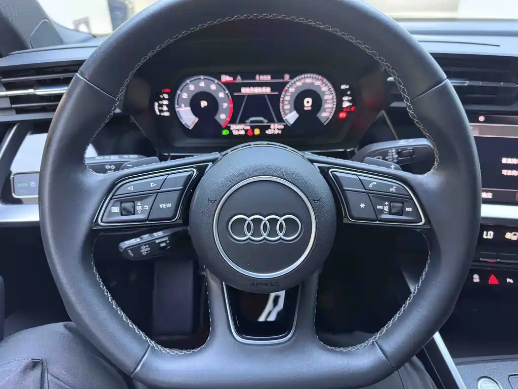 Audi A3 2023 — фото 21