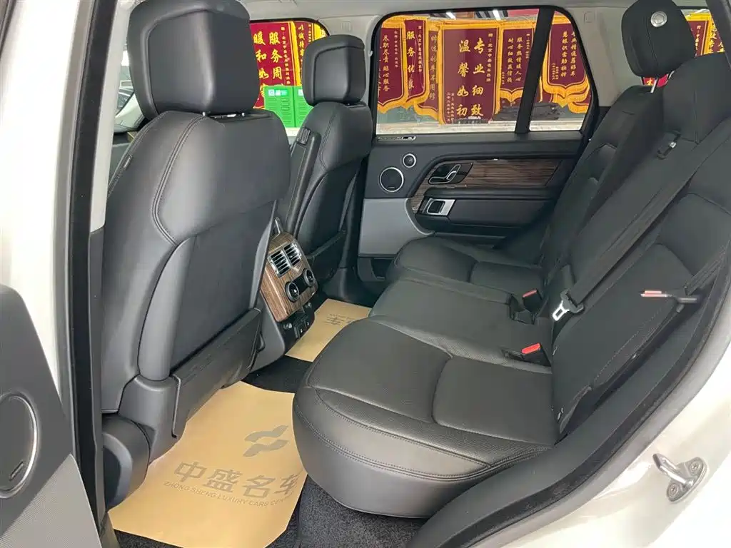 Land Rover Range Rover 2018 — фото 16