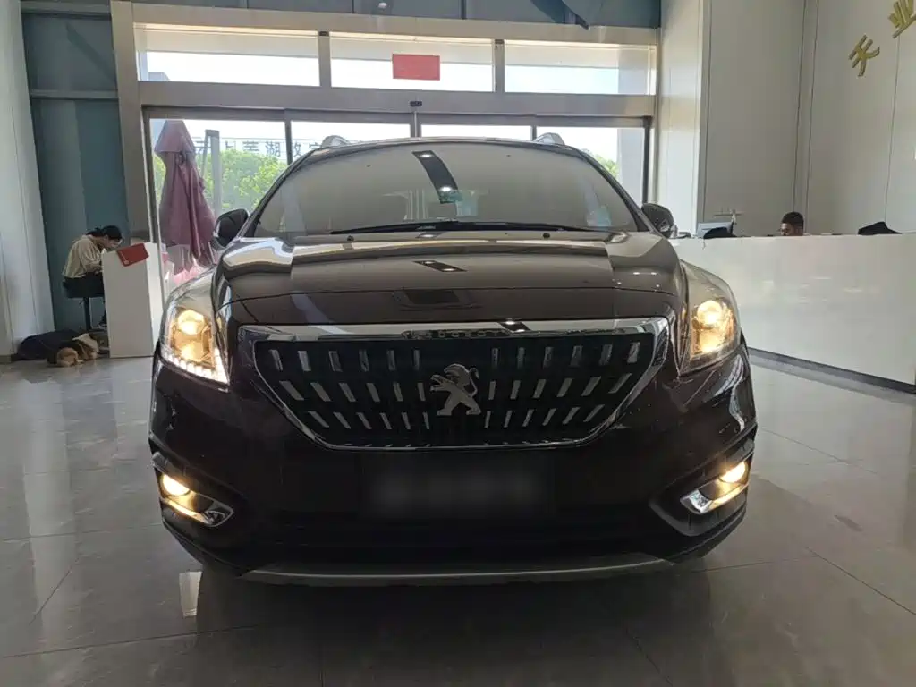 Peugeot 3008 2017 — фото 3