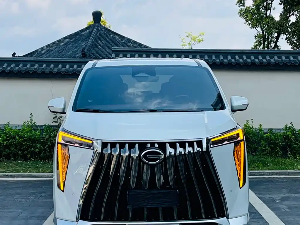 GAC Motor Trumpchi M8 2023 — фото 1