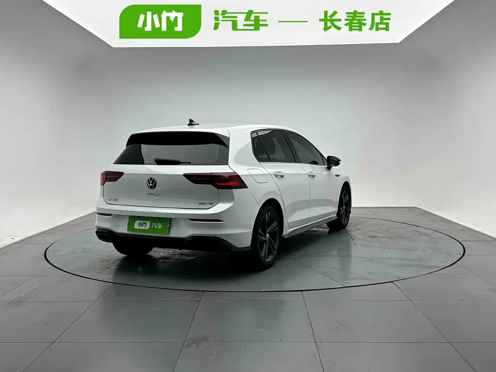 Volkswagen Golf 2022