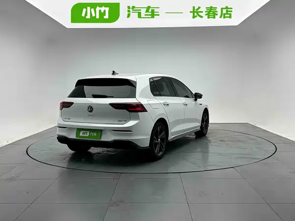 Volkswagen Golf 2022