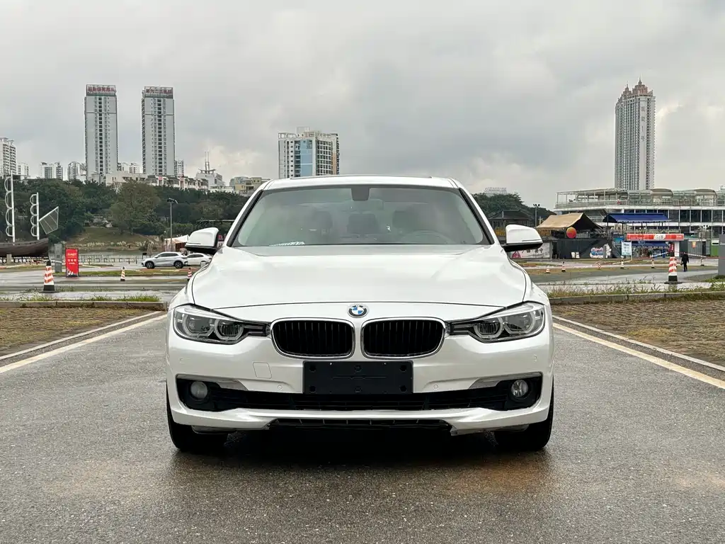 BMW 3 Series 2015