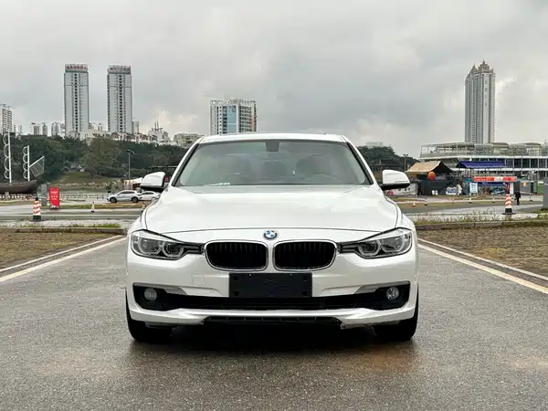 BMW 3 Series 2015