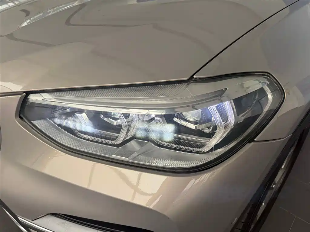 BMW X3 2020 — фото 9