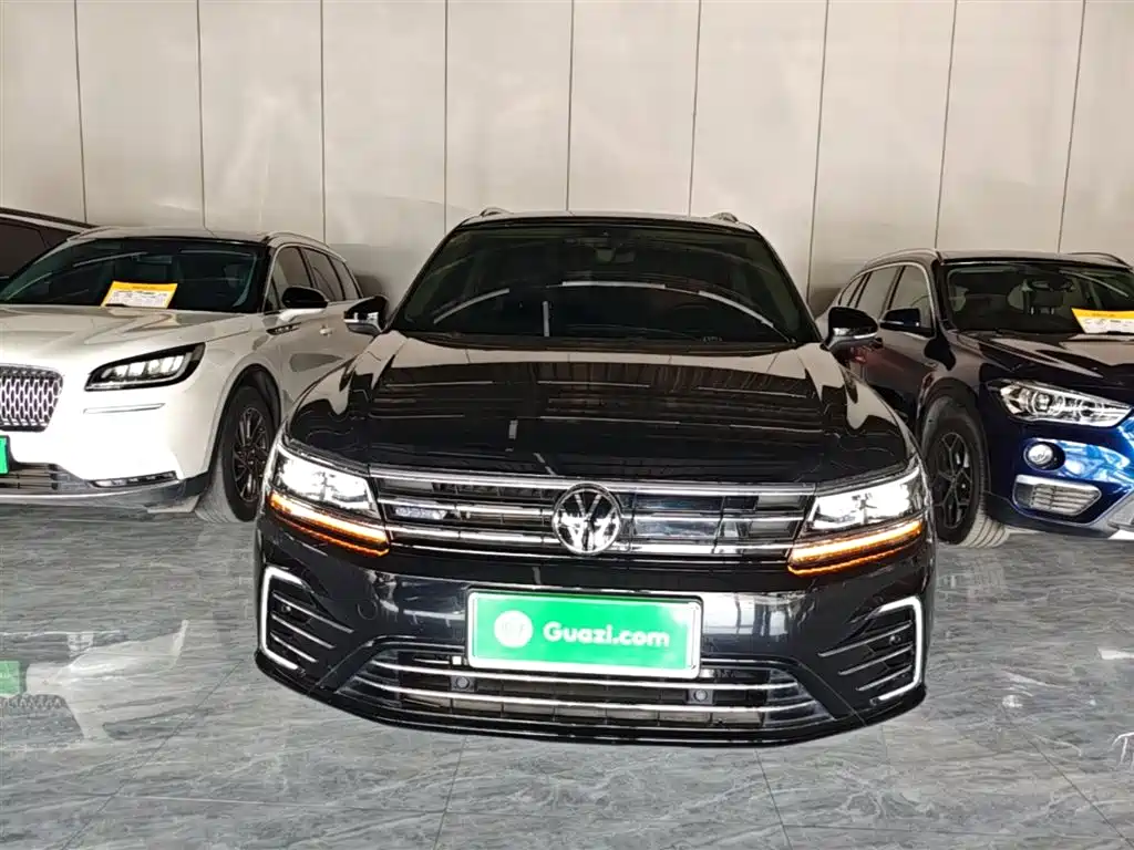 Volkswagen Tiguan L PHEV 2021 — фото 3