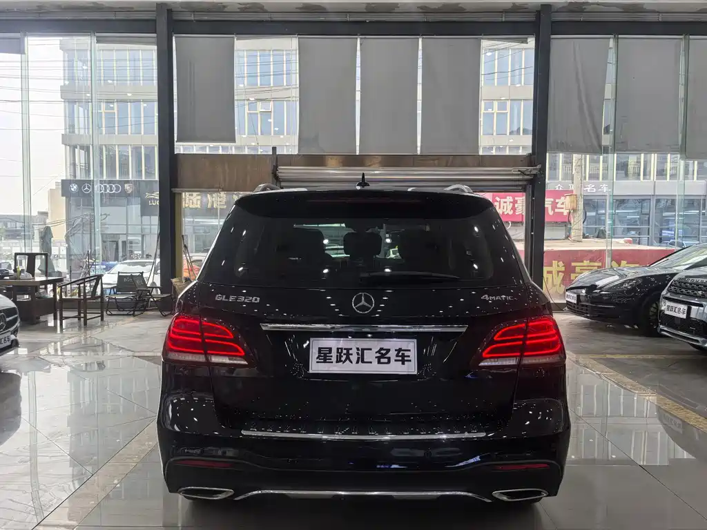 Mercedes-Benz GLE 2017