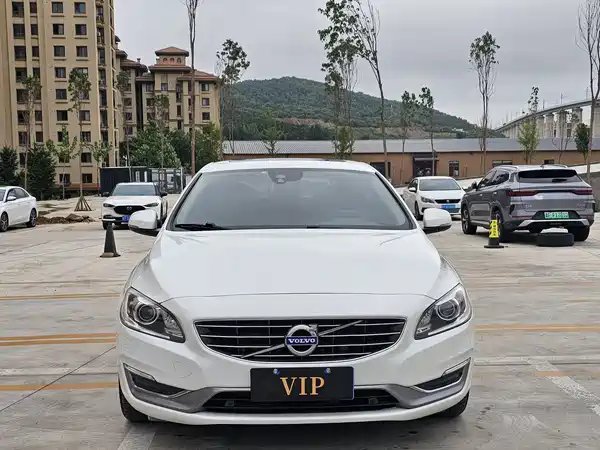 Volvo S60 2018