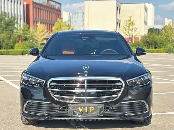 Mercedes-Benz S-Class 2024