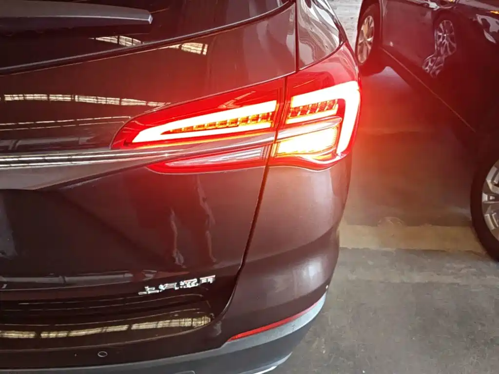 Buick Envision Plus 2020 — фото 8