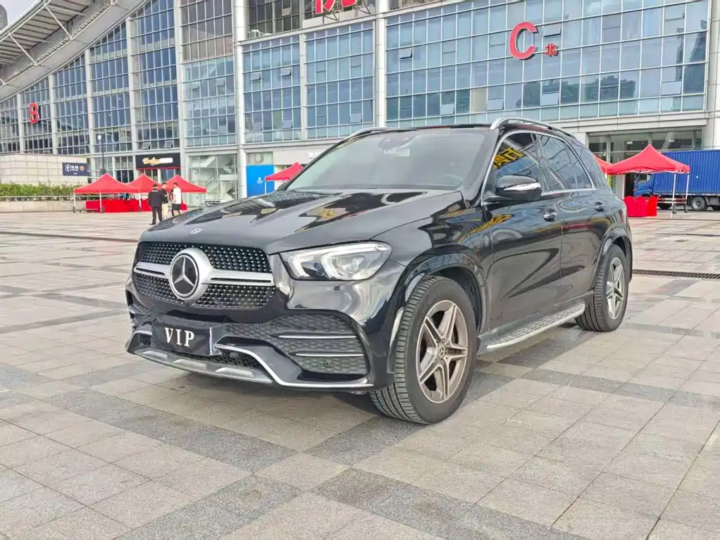 Mercedes-Benz GLE 2020 — фото 1