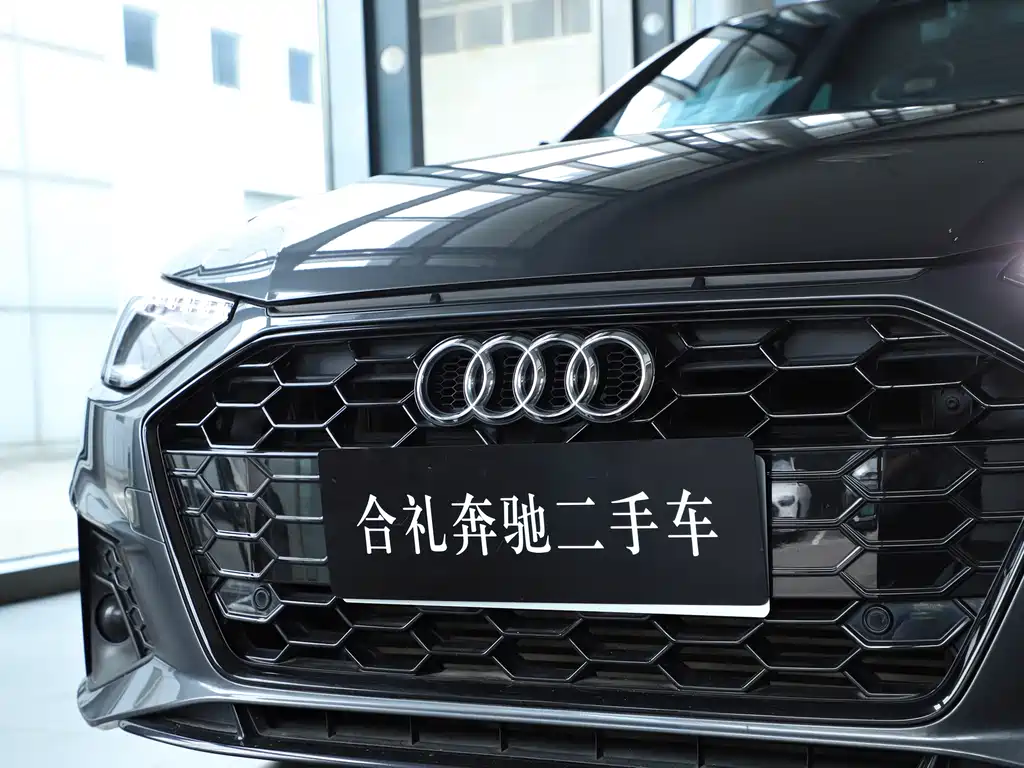 Audi A4L 2023 — фото 10