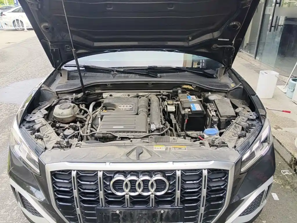 Audi Q2L 2022 — фото 20
