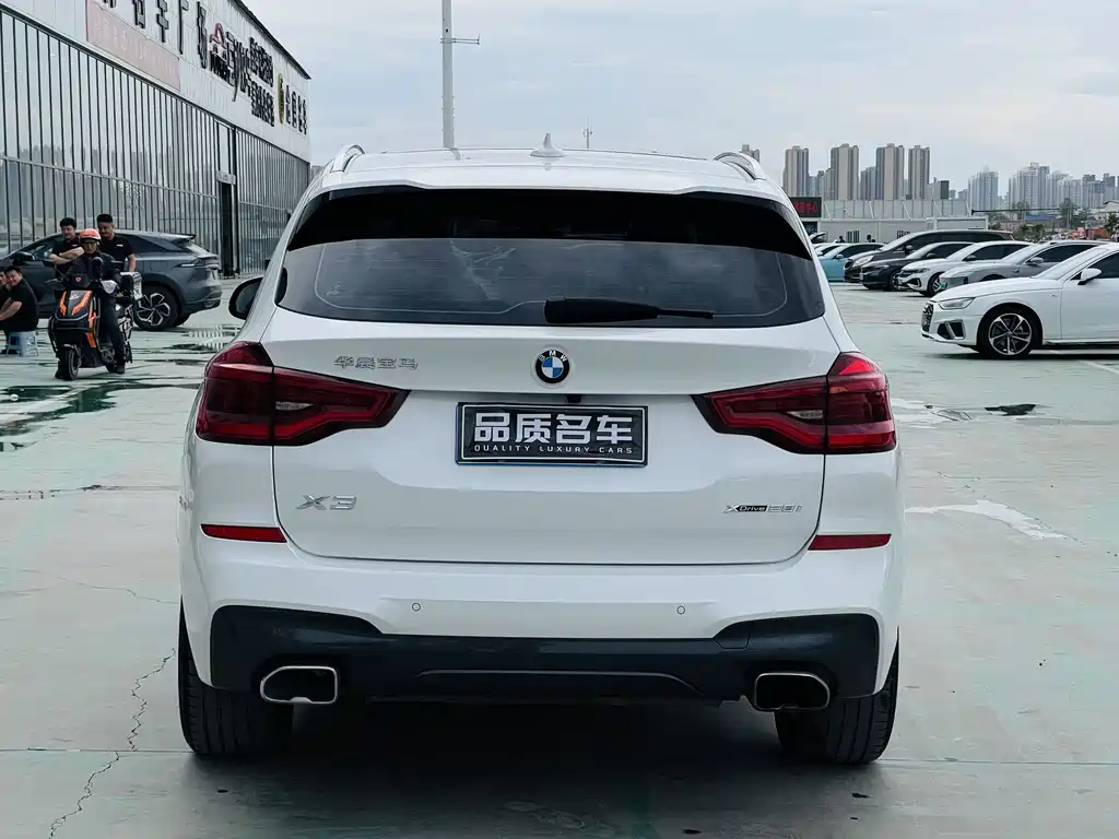 BMW X3 2018 — фото 18