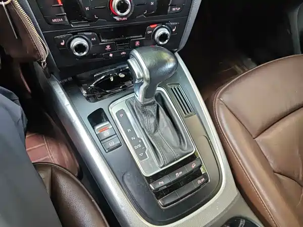 Audi Q5 2015