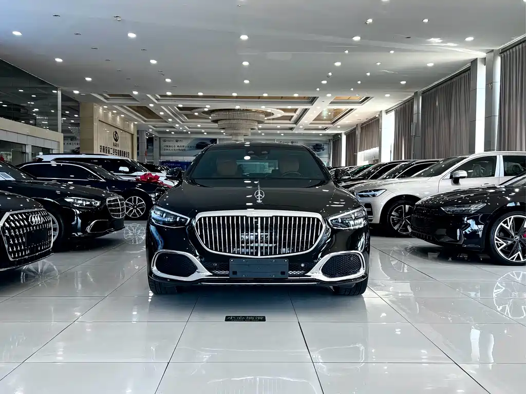 Mercedes-Benz S-Class 2023