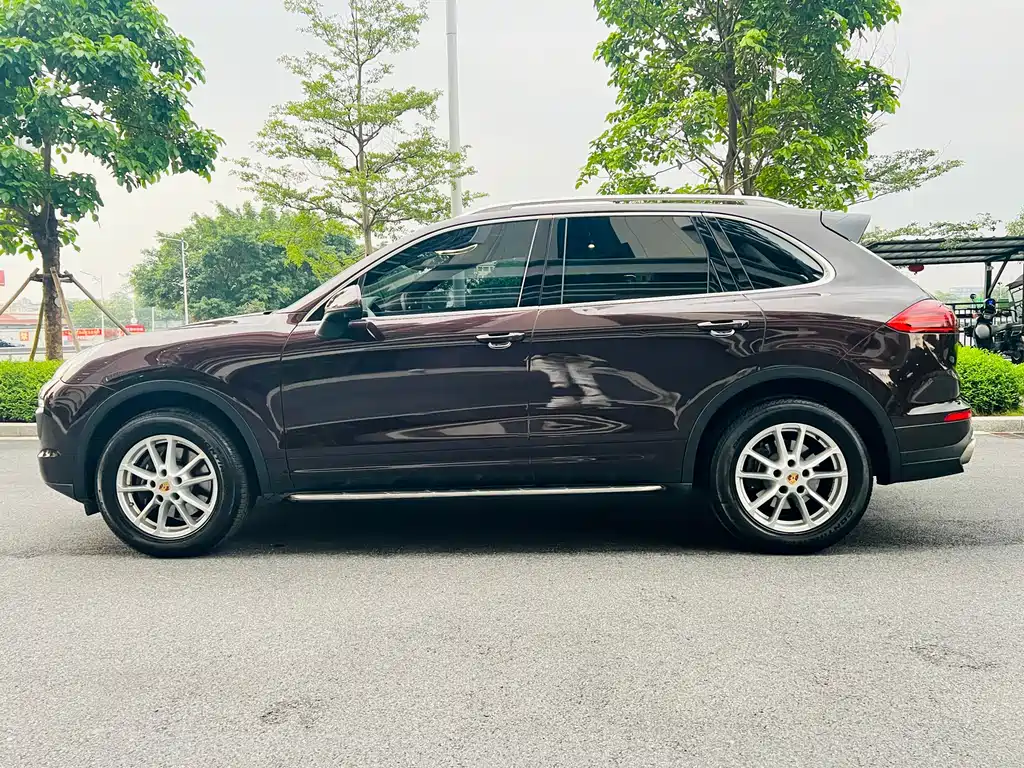 Porsche Cayenne 2016