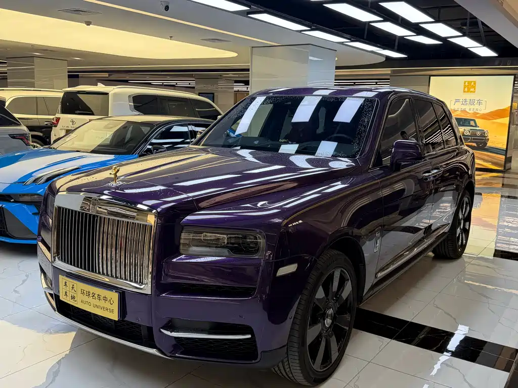Rolls-Royce Cullinan 2019 — фото 1