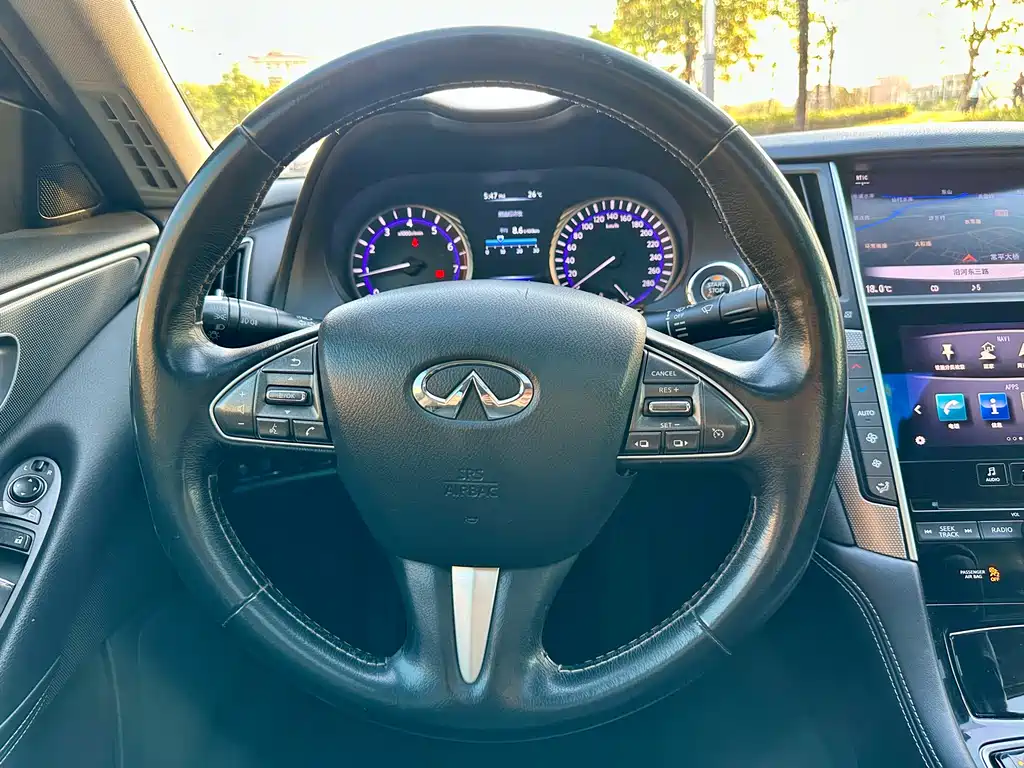 Infiniti Q50L 2015 — фото 8