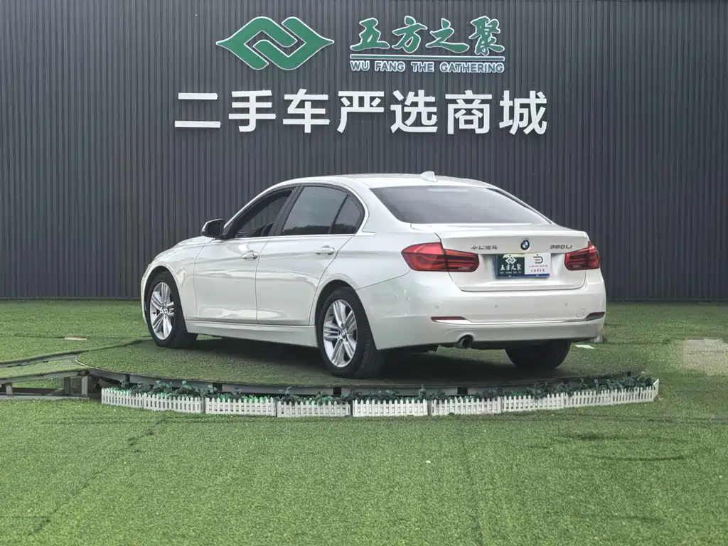 BMW 3 Series 2015 — фото 15