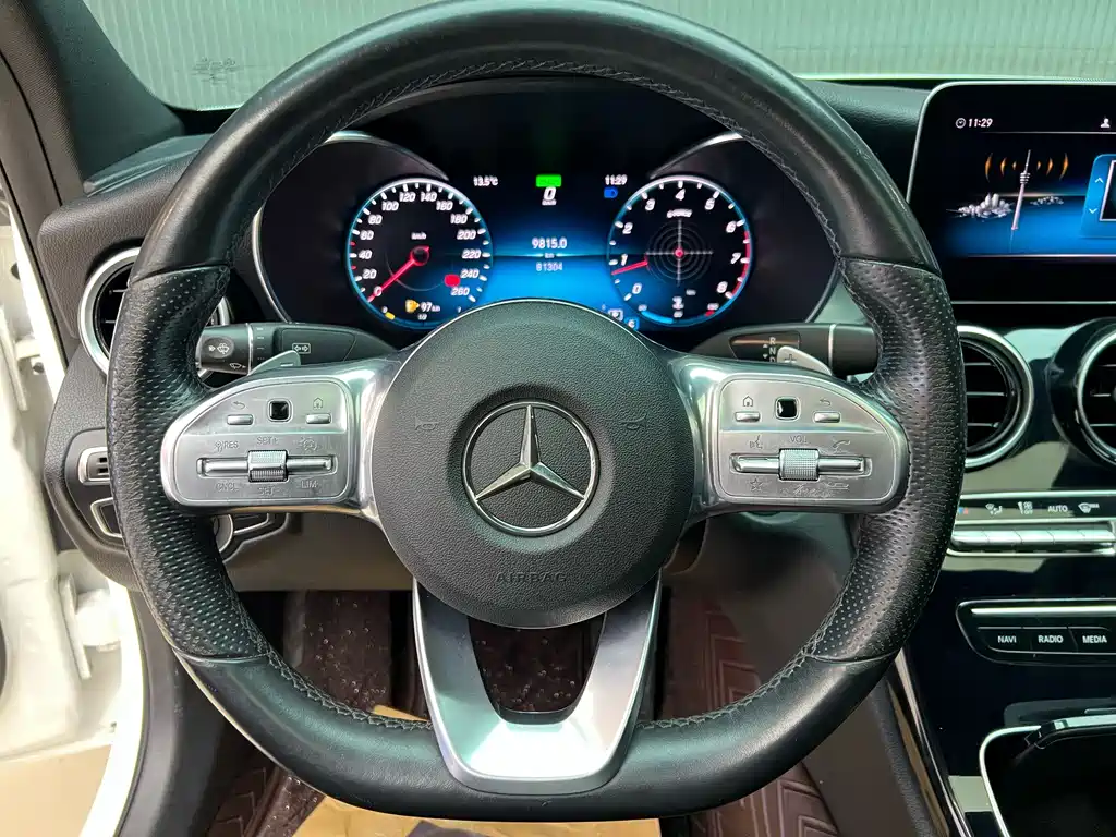 Mercedes-Benz C-Class 2019 — фото 5