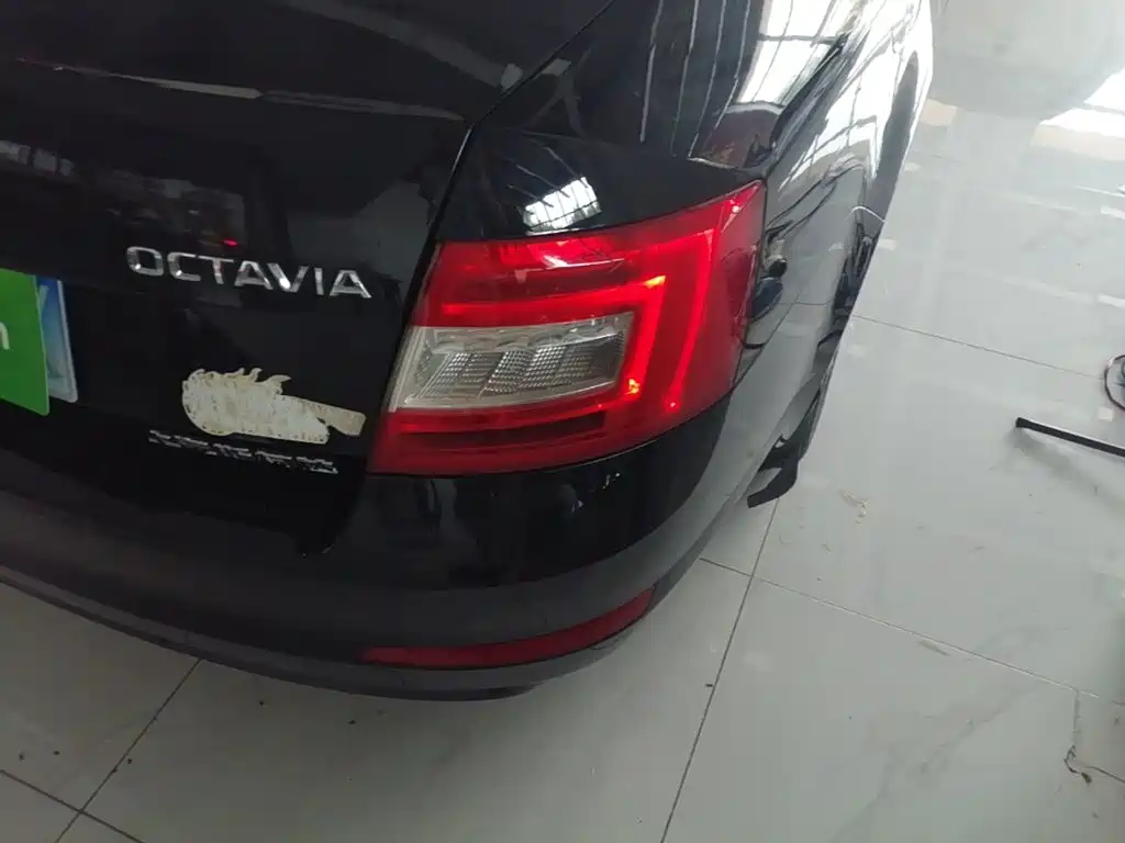 Skoda Octavia 2016 — фото 8