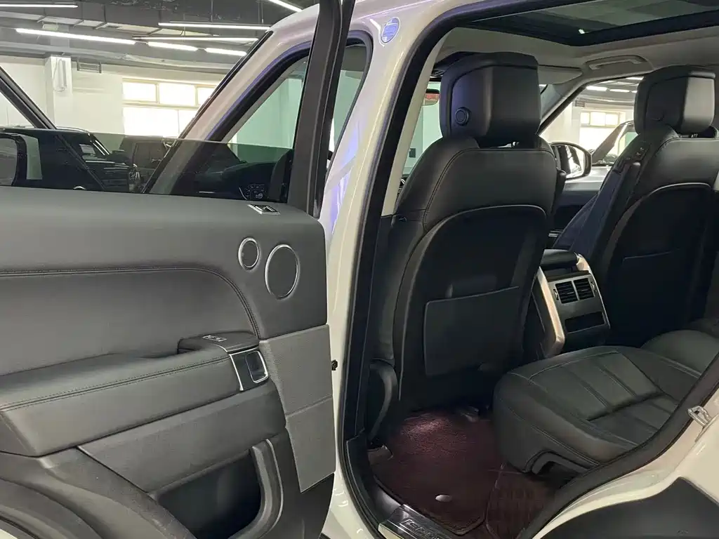 Land Rover Sport 2019 — фото 11