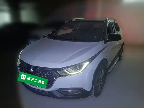Luxgen U5 SUV 2018