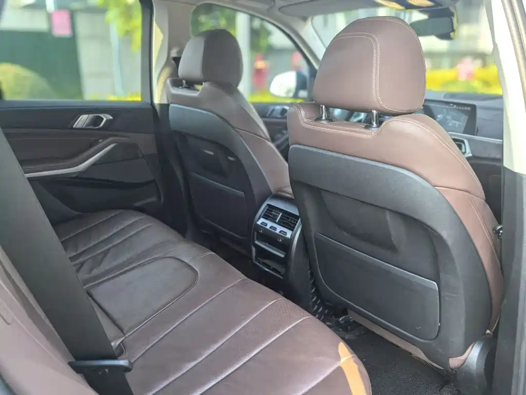 BMW X5 New Energy 2020 — фото 36