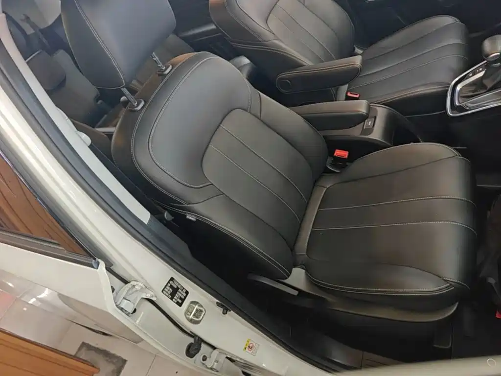 GAC Trumpchi M6 2020 — фото 25