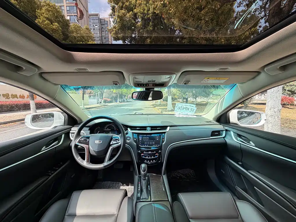 Cadillac XTS 2019 — фото 14