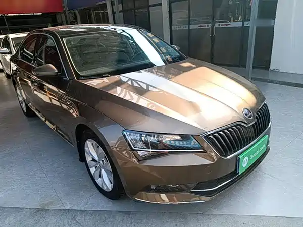 Skoda Superb 2016