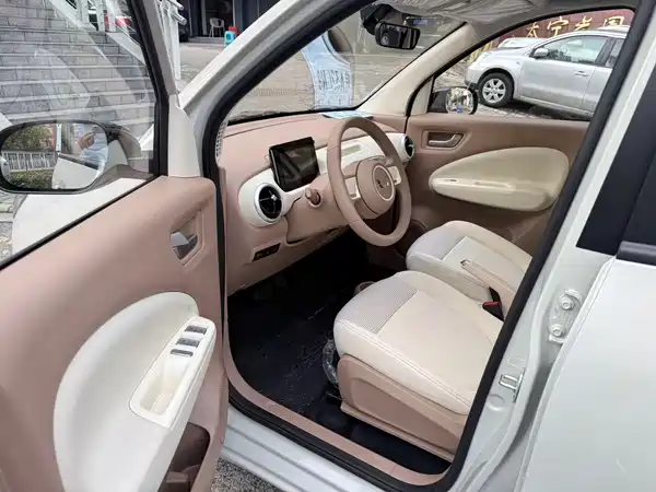 Wuling Hongguang MINIEV 2025
