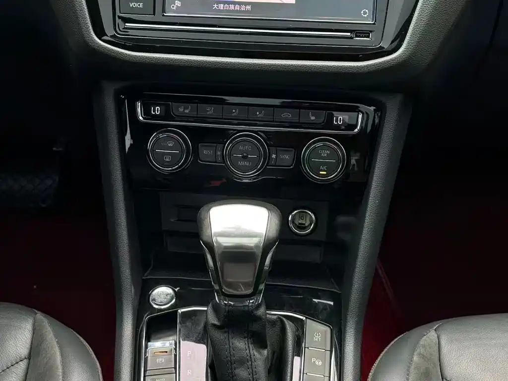 Volkswagen Tiguan L 2019 — фото 10