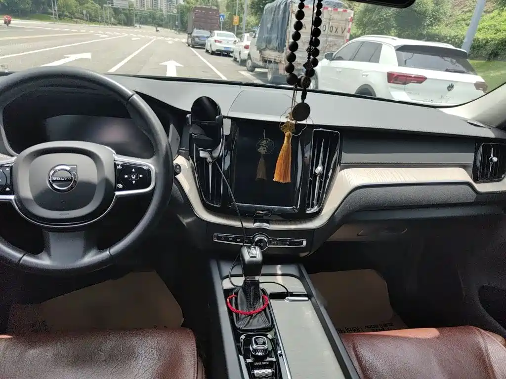 Volvo XC60 2020