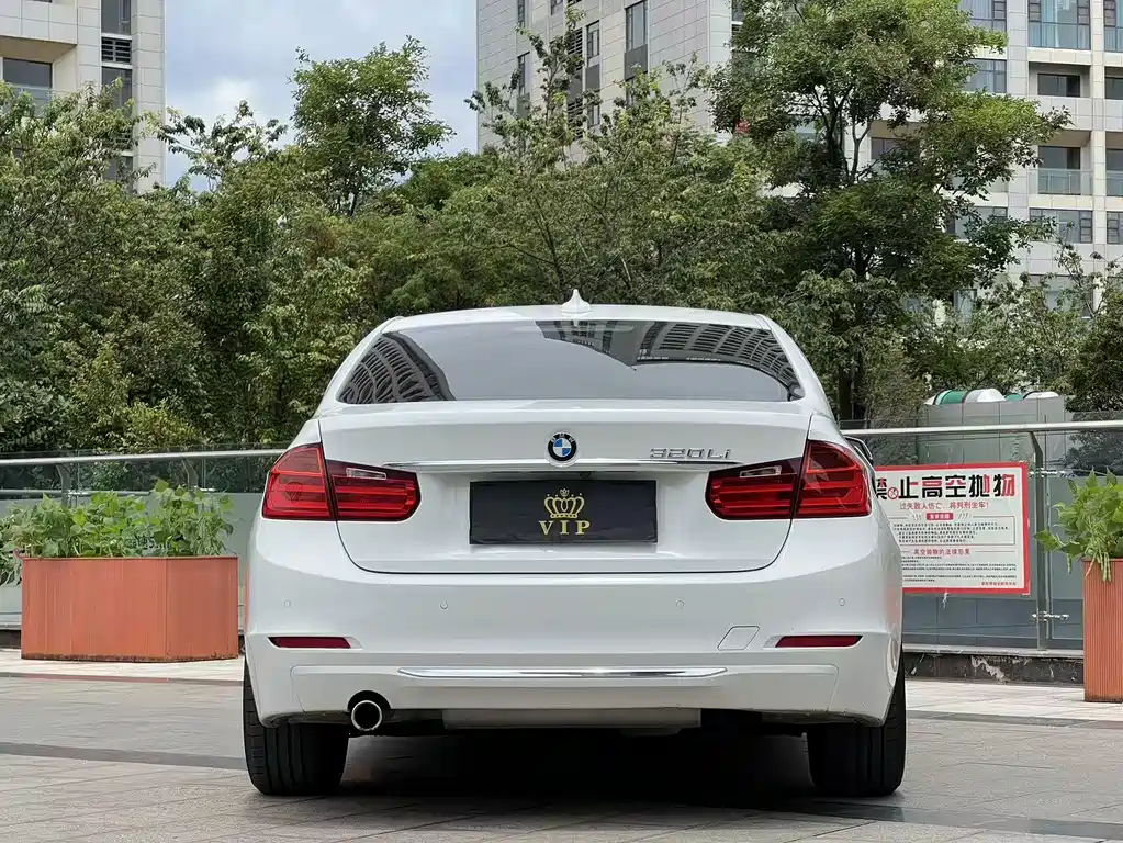 BMW 3 Series 2015