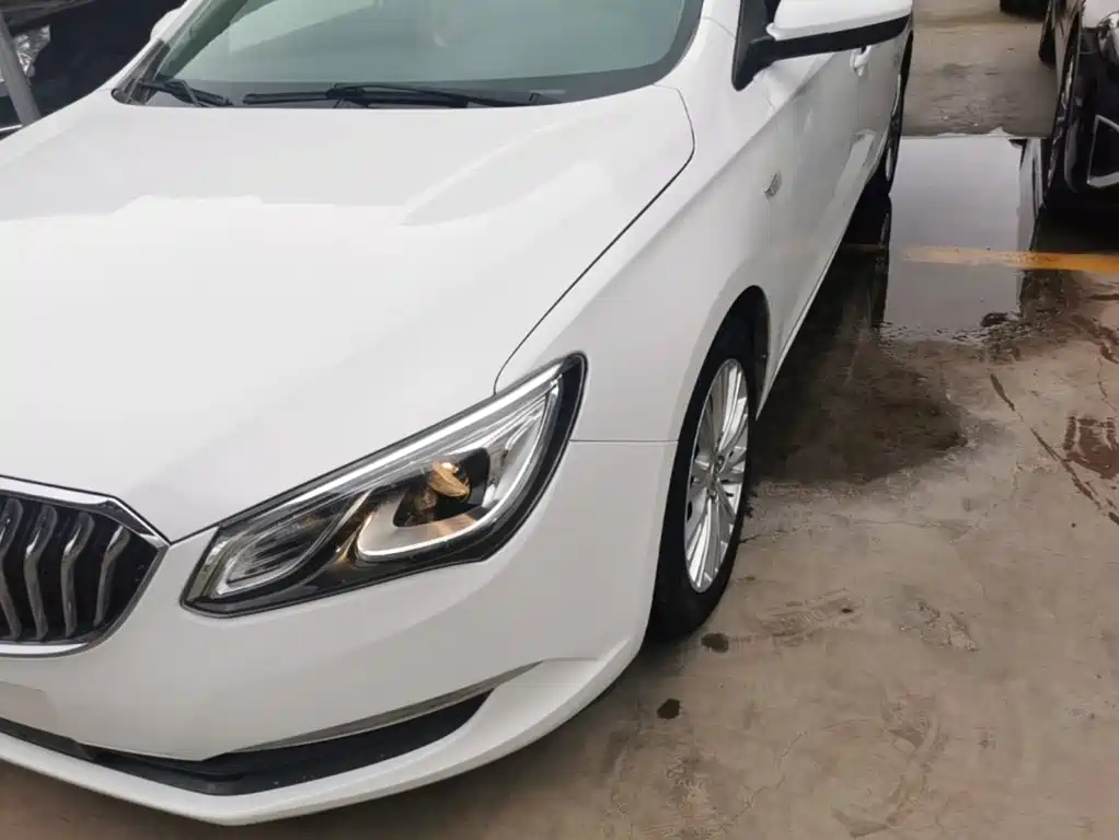 Buick Excelle GT 2015 — фото 24