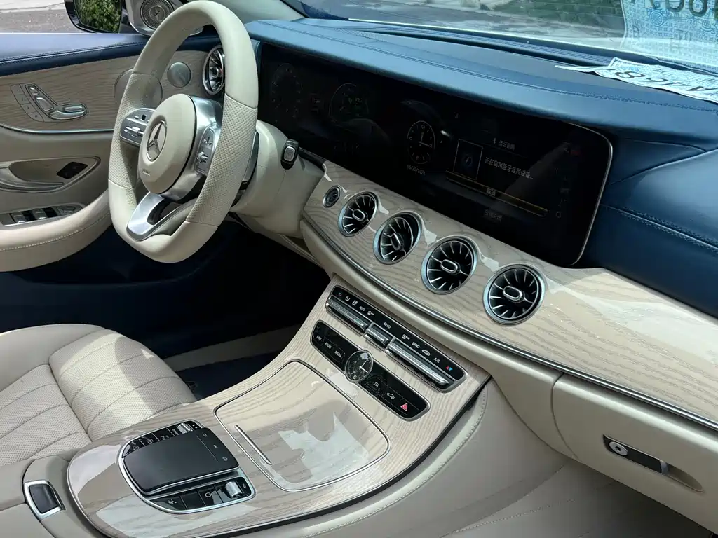 Mercedes-Benz E-Class 2020 — фото 16